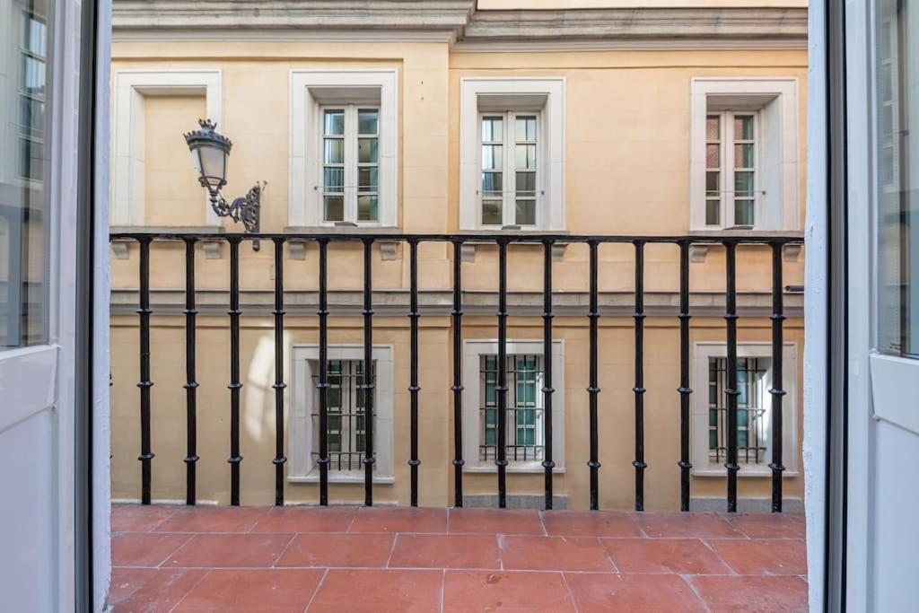 Centro XIII Calle De La Paz 2Br 2Bh Мадрид Экстерьер фото